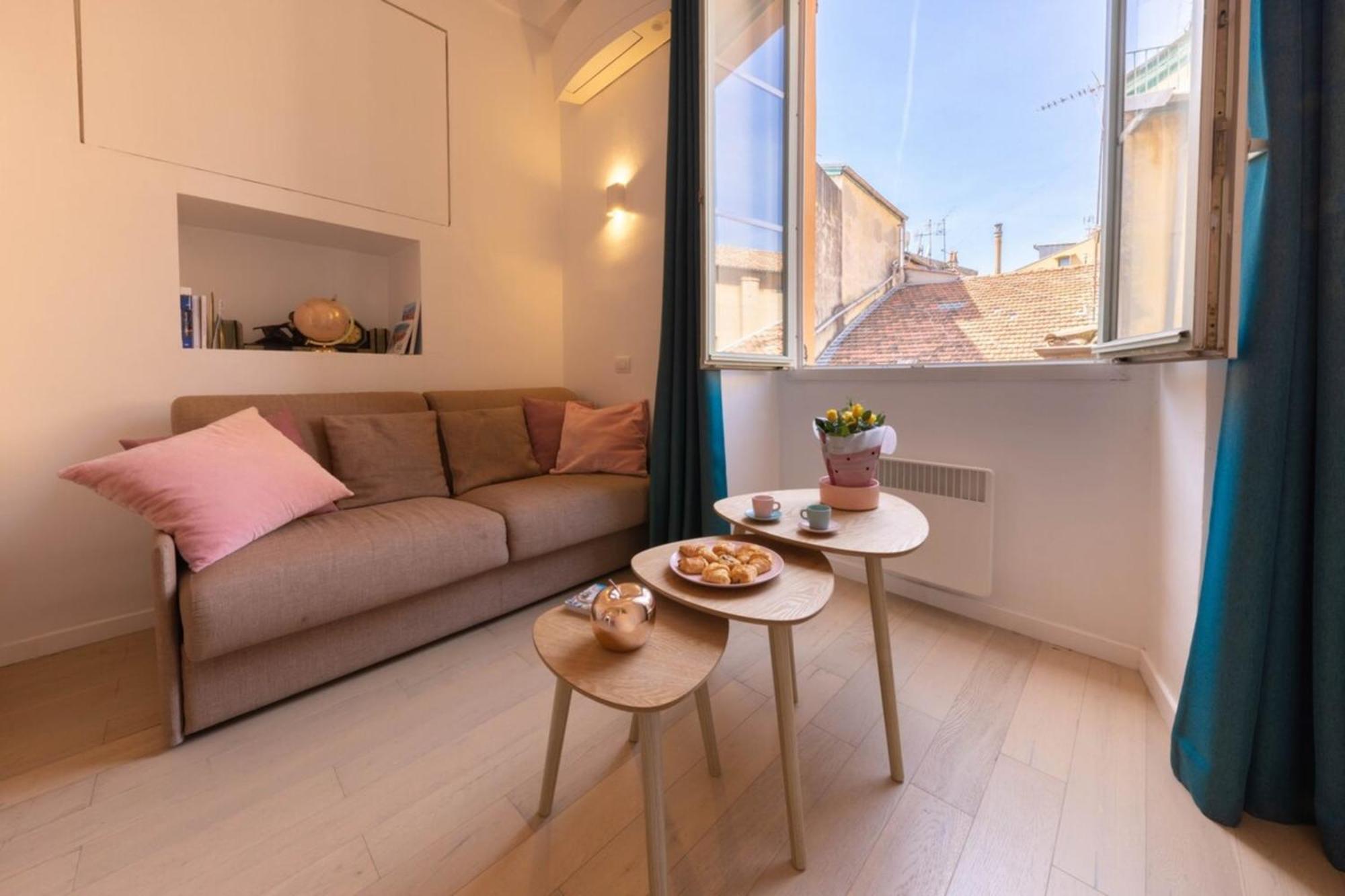 06A3 - Lovely Apartment In The Heart Of Old Ница Екстериор снимка