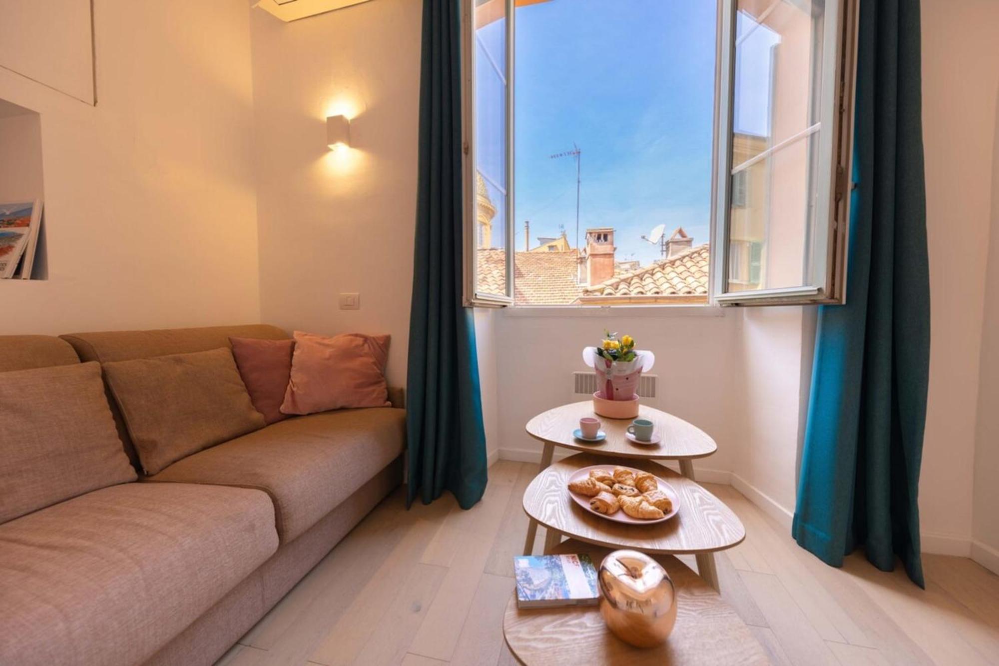 06A3 - Lovely Apartment In The Heart Of Old Ница Екстериор снимка