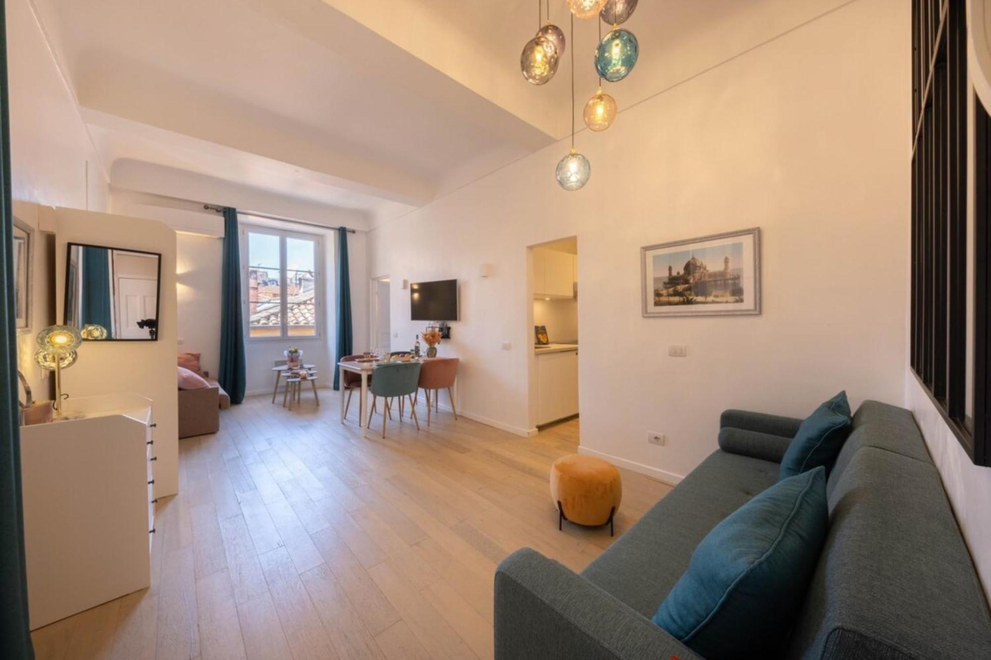 06A3 - Lovely Apartment In The Heart Of Old Ница Екстериор снимка